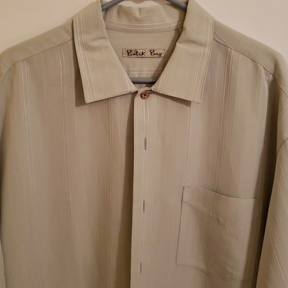 Men's button up shirt - Picture 3 of 3